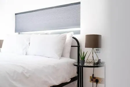 Stylish Cambridge Home With Free Parking 0*,  Velká Británie